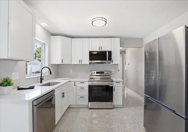 3014 58TH STREET S, Gulfport, FL 33707