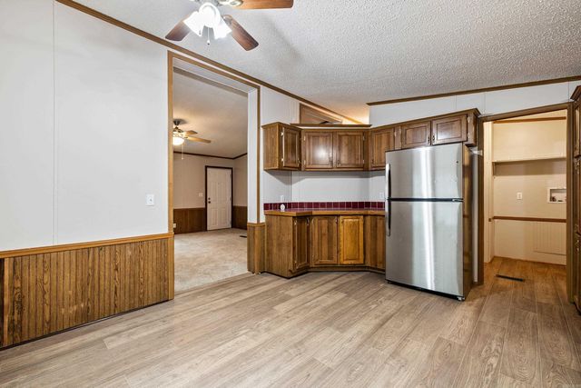 7911 Steel Bridge Road, Benton, AR 72019