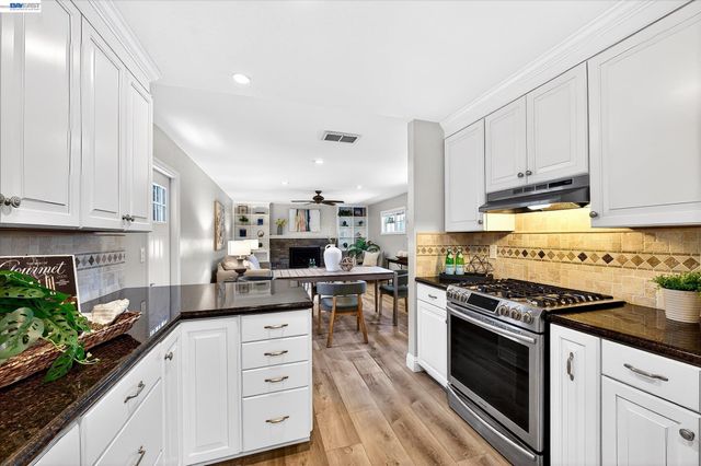 1778 Beachwood Way, Pleasanton, CA 94566