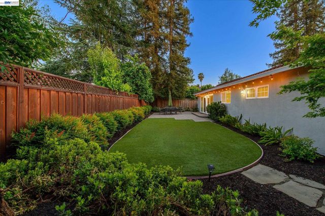 1778 Beachwood Way, Pleasanton, CA 94566