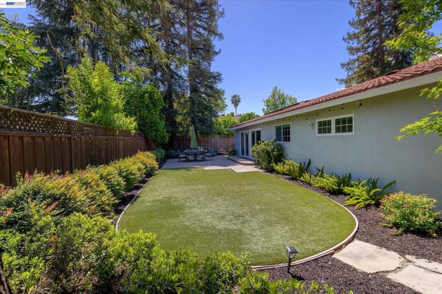 1778 Beachwood Way, Pleasanton, CA 94566