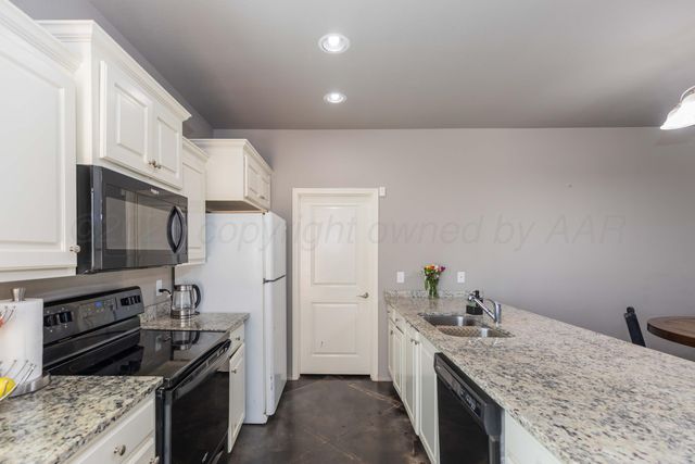 4913 HAWKEN Street, Amarillo, TX 79118