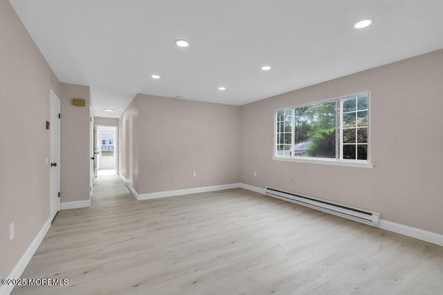 9 Juniper Lane 50, Whiting, NJ 08759