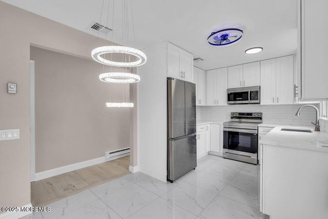 9 Juniper Lane 50, Whiting, NJ 08759