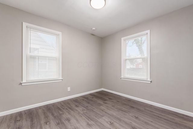 2488 Mcguffey Road, Columbus, OH 43211