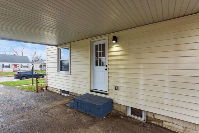 2488 Mcguffey Road, Columbus, OH 43211