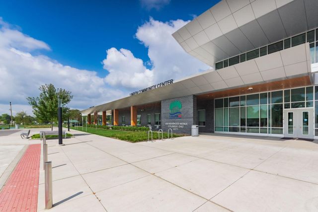 2488 Mcguffey Road, Columbus, OH 43211