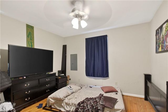 215 Riverside DR, Portsmouth, VA 23707