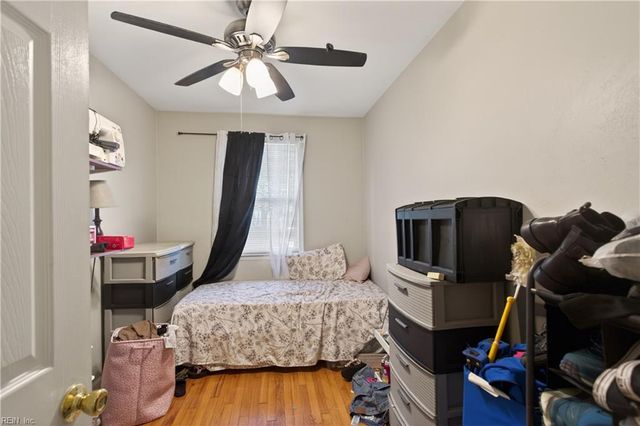 215 Riverside DR, Portsmouth, VA 23707