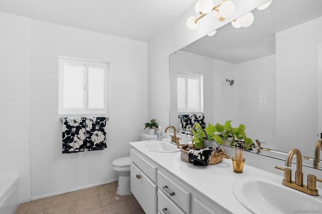 14463 Yukon, San Diego, CA 92129