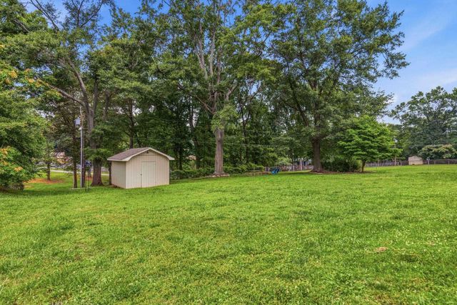 122 Mabry Road, Spartanburg, SC 29307