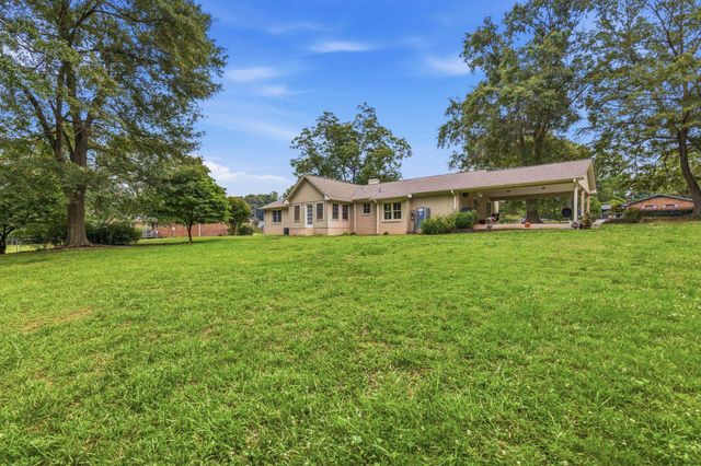 122 Mabry Road, Spartanburg, SC 29307