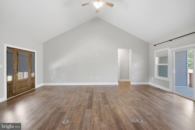 102 NUGGET WAY, Martinsburg, WV 25405