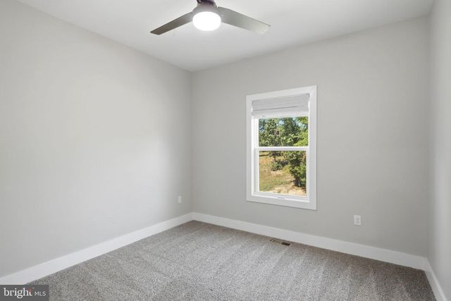 102 NUGGET WAY, Martinsburg, WV 25405