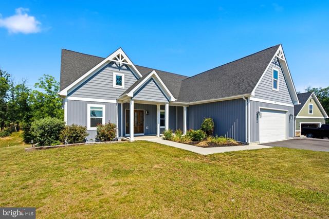 102 NUGGET WAY, Martinsburg, WV 25405