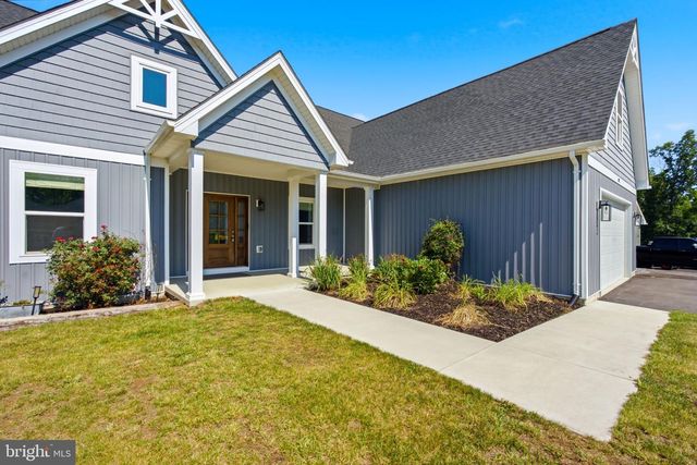 102 NUGGET WAY, Martinsburg, WV 25405