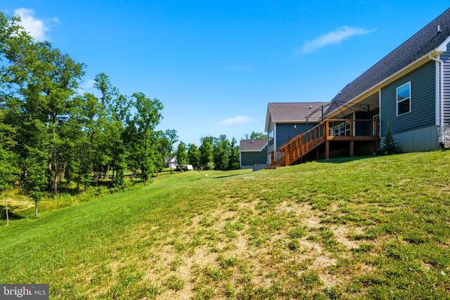 102 NUGGET WAY, Martinsburg, WV 25405