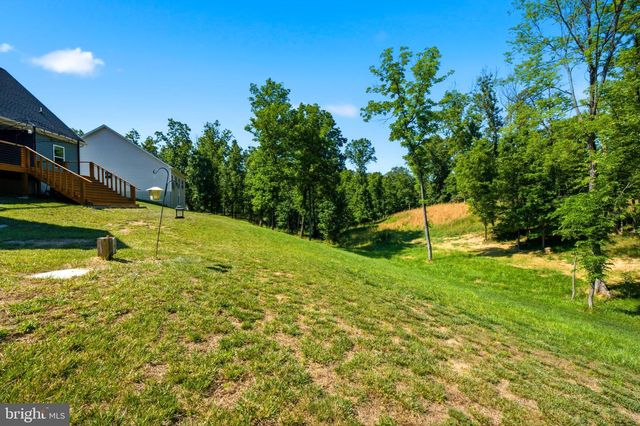 102 NUGGET WAY, Martinsburg, WV 25405