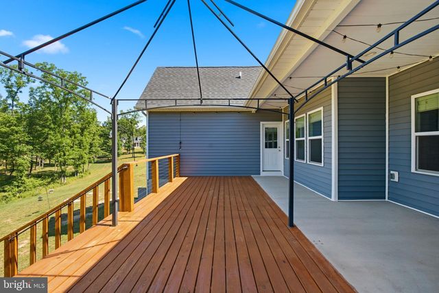 102 NUGGET WAY, Martinsburg, WV 25405