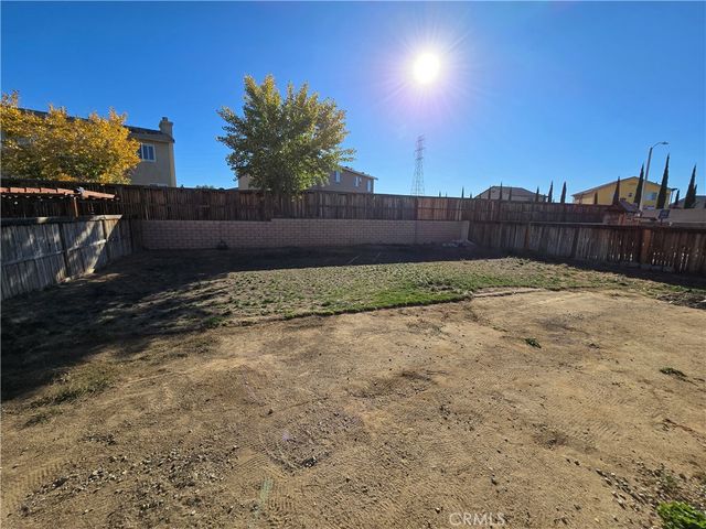 11721 Virginia, Adelanto, CA 92301