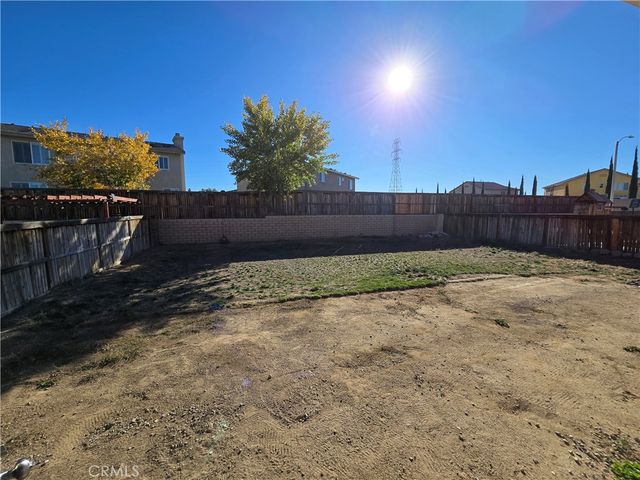 11721 Virginia, Adelanto, CA 92301
