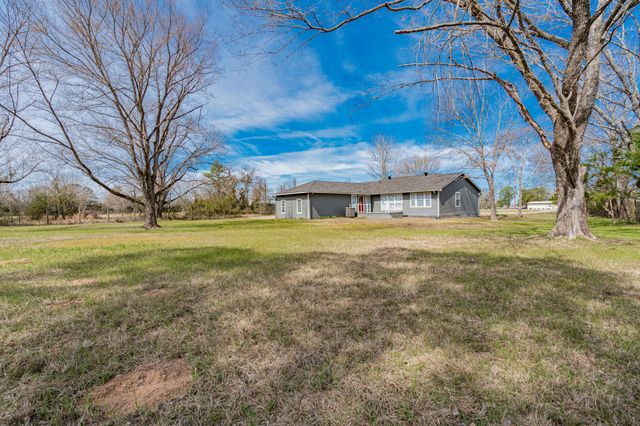 6951 State Highway 64, Ben Wheeler, TX 75754