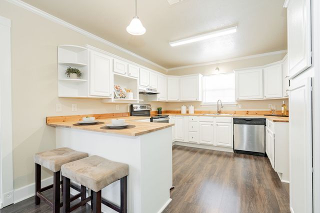 6951 State Highway 64, Ben Wheeler, TX 75754
