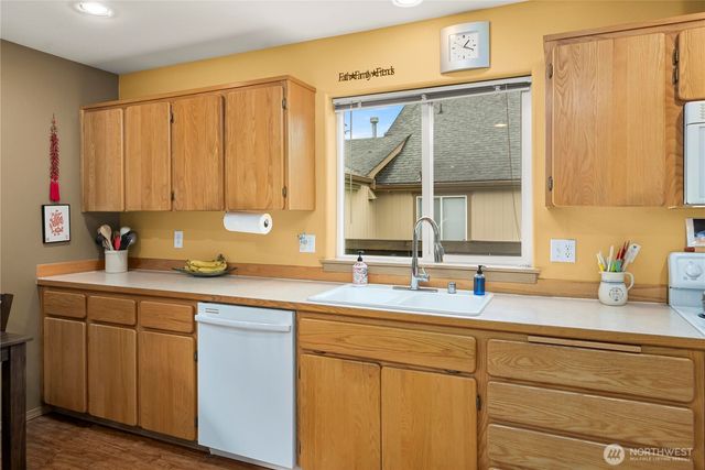 4632 Parker Road E, Sumner, WA 98390
