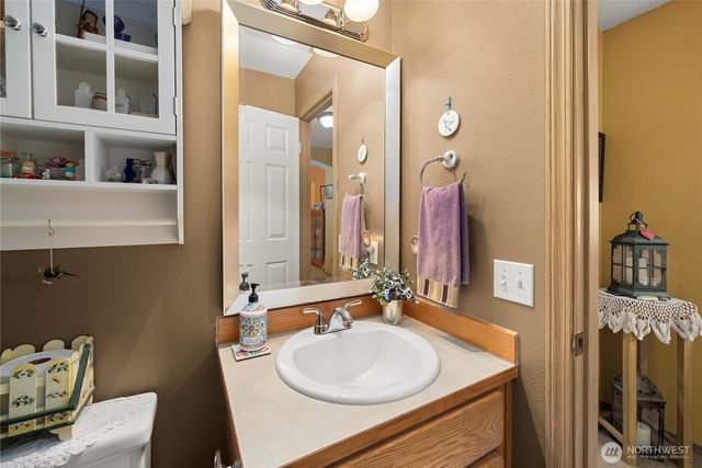 4632 Parker Road E, Sumner, WA 98390