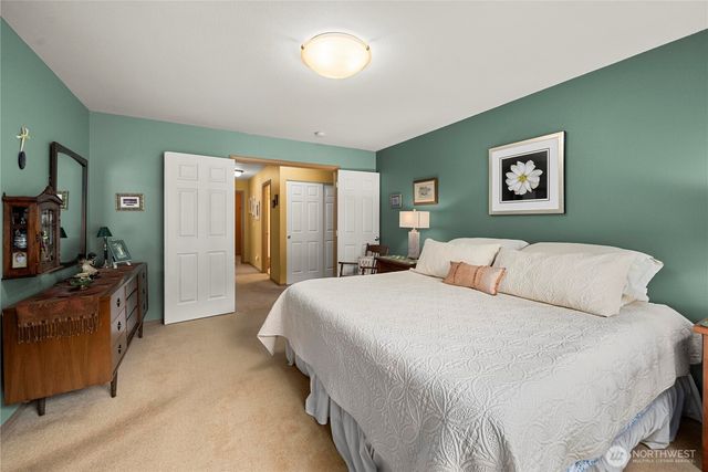 4632 Parker Road E, Sumner, WA 98390