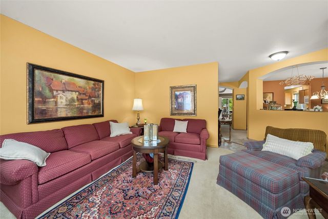 4632 Parker Road E, Sumner, WA 98390