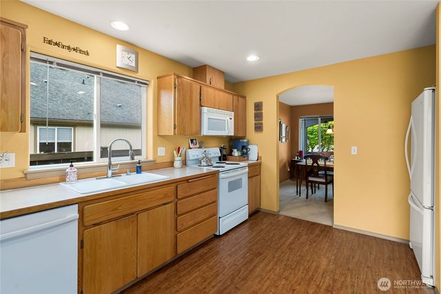 4632 Parker Road E, Sumner, WA 98390