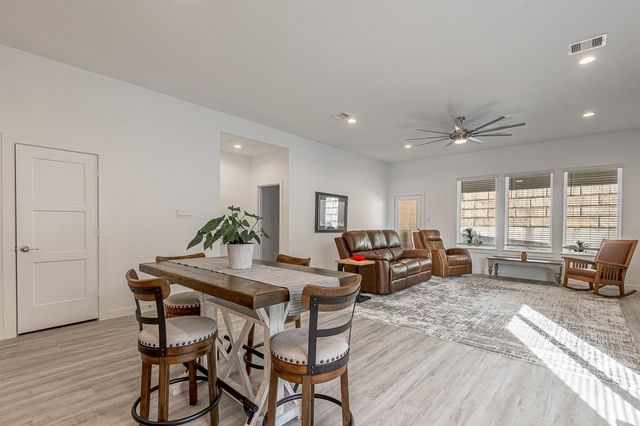 480 Westlake Landing, Conroe, TX 77304