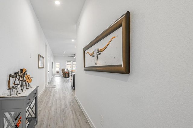 480 Westlake Landing, Conroe, TX 77304