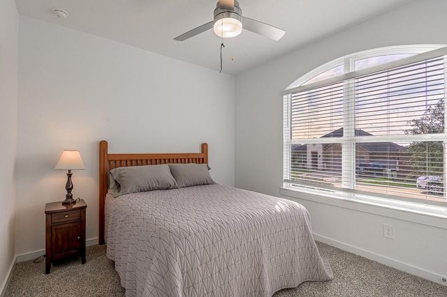 480 Westlake Landing, Conroe, TX 77304