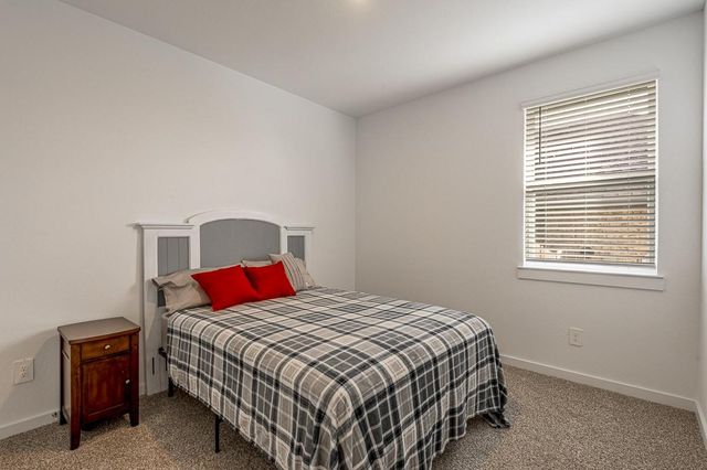 480 Westlake Landing, Conroe, TX 77304