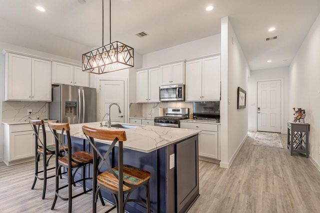 480 Westlake Landing, Conroe, TX 77304