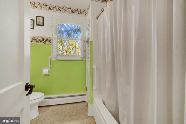 26 OAK ST, York, PA 17402