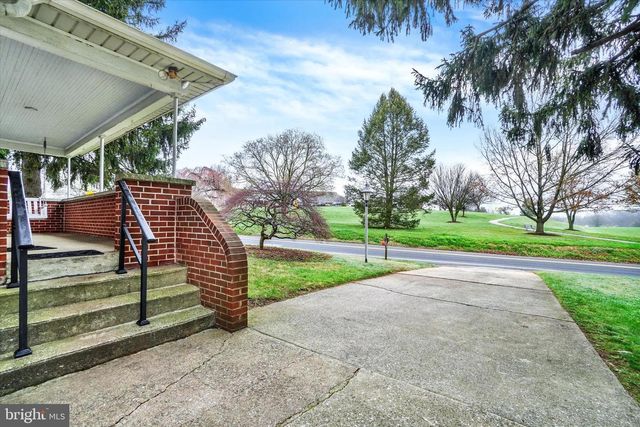 26 OAK ST, York, PA 17402