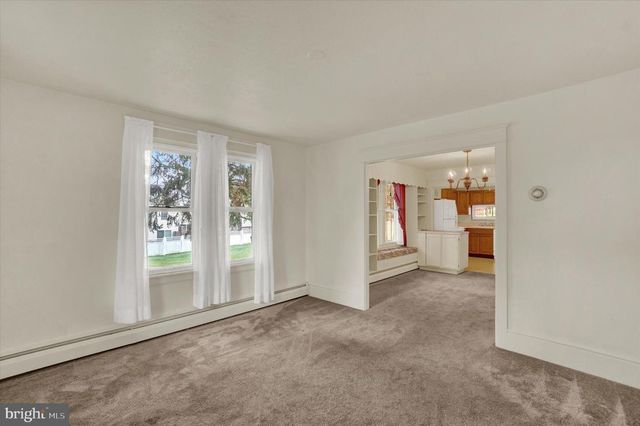 26 OAK ST, York, PA 17402