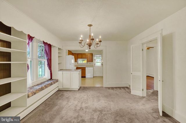 26 OAK ST, York, PA 17402
