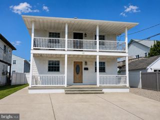 141 5TH ST S #2, Brigantine, NJ 08203