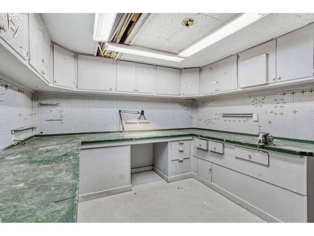 7354 N WAYLAND Ave, Portland, OR 97203