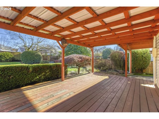 7354 N WAYLAND Ave, Portland, OR 97203