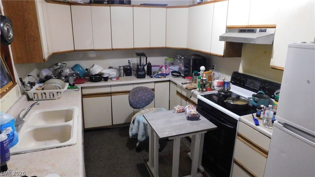4316 Las Lomas Avenue, Las Vegas, NV 89102 — photo 5