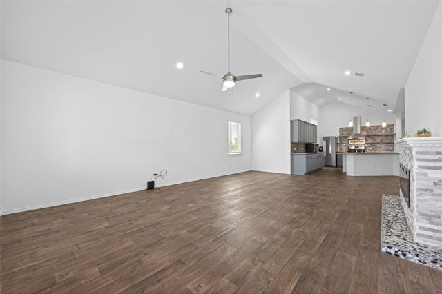 20367 Tembec Dr, New Caney, TX 77357