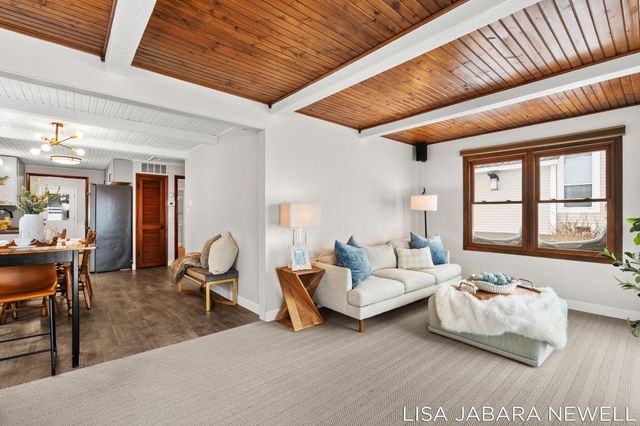 1738 Waukazoo Drive, Park Twp, MI 49424