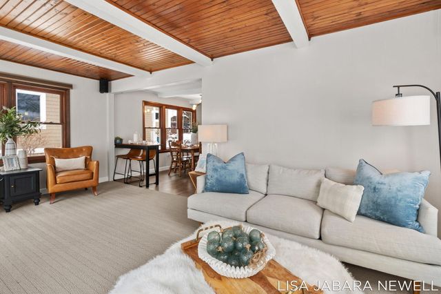 1738 Waukazoo Drive, Park Twp, MI 49424