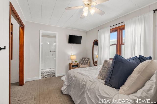 1738 Waukazoo Drive, Park Twp, MI 49424