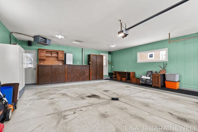 1738 Waukazoo Drive, Park Twp, MI 49424